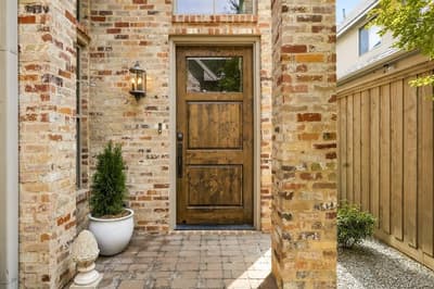 3710 Fairfax Avenue, Dallas TX 75209 - Photo 3