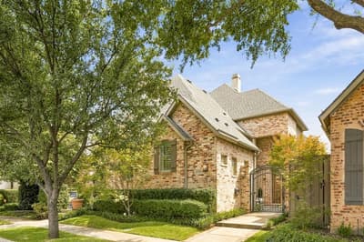 3710 Fairfax Avenue, Dallas TX 75209
