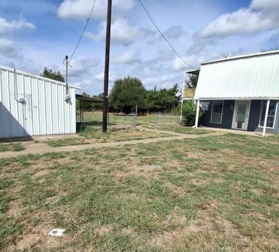 833 County Road 33100, Sumner TX 75486 - Photo 4