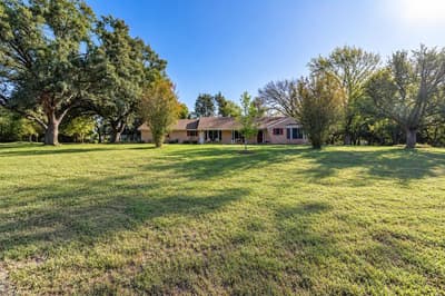 907 N Elm Street, Kemp TX 75143 - Photo 2