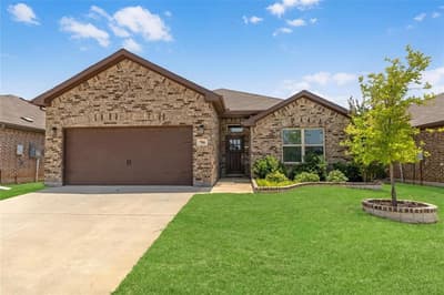 706 Presidio Street, Aubrey TX 76227