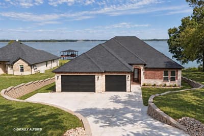 443 Meandering Way, Corsicana TX 75109