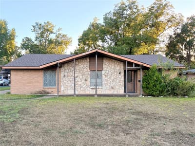 813 Circle Drive, Terrell TX 75160