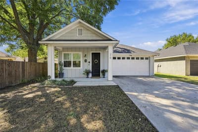 218 Rousseau Street, Waxahachie TX 75165