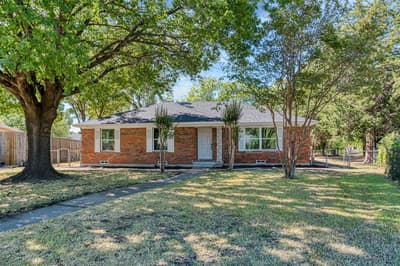 1522 Gillette Circle, Dallas TX 75217 - Photo 2