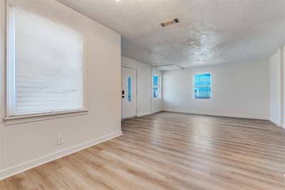 3455 Kellogg Avenue, Dallas TX 75216 - Photo 5