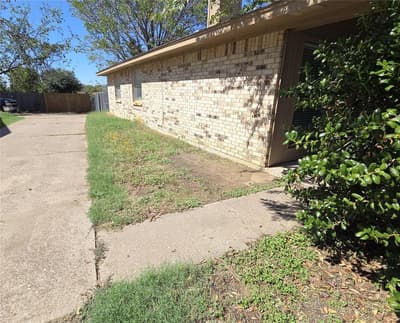 2400 Monte Carlo Drive # A, Arlington TX 76015