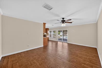 521 E Glendale Street, Crowley TX 76036 - Photo 4