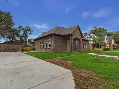 948 Marion Avenue, Fort Worth TX 76104 - Photo 3