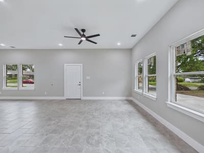 948 Marion Avenue, Fort Worth TX 76104 - Photo 4