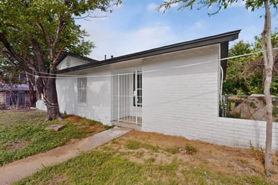 301 Stoneport Drive, Dallas TX 75217 - Photo 4