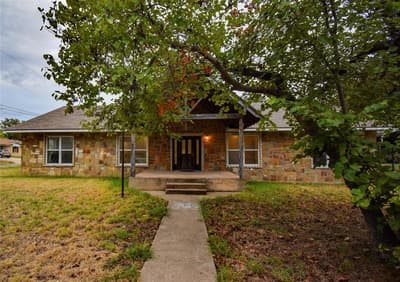 2363 W Denman, Stephenville TX 76401