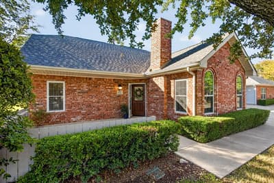 6123 Welden Court, Fort Worth TX 76132