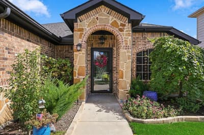 14628 Basketweaver Lane, Fort Worth TX 76052 - Photo 2