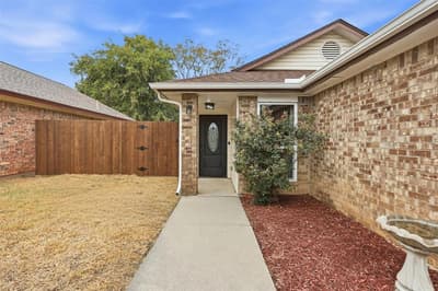 2508 Countryside Lane, Fort Worth TX 76133