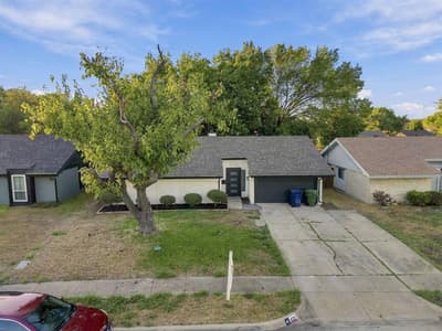 433 Rollingridge Lane, Garland TX 75043 - Photo 2