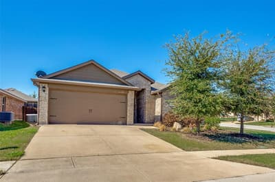 1113 Meadow Side Drive, Princeton TX 75407 - Photo 2