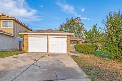 3174 Cross Creek Circle, Grand Prairie TX 75052