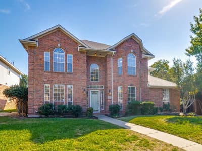 2514 Fallview Lane, Carrollton TX 75007 - Photo 2