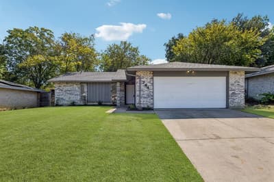 744 Salsbury Circle, Arlington TX 76014