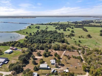 5827 SE County Road 1095, Corsicana TX 75109 - Photo 2