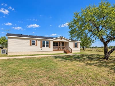 331 Hcr 2207, Aquilla TX 76622 - Photo 2