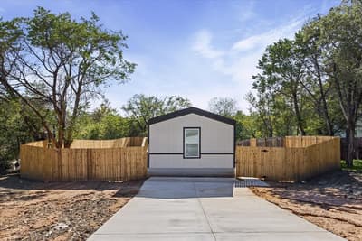 4206 Cortez Court, Granbury TX 76048 - Photo 5
