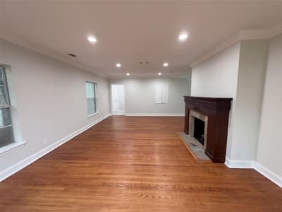 3911 White Settlement Road, Fort Worth TX 76107 - Photo 3