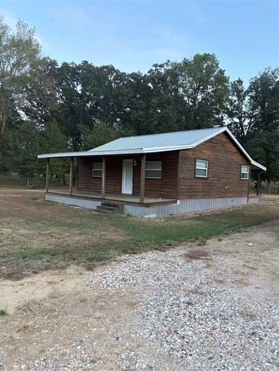 110 CR 43950, Paris TX 75462