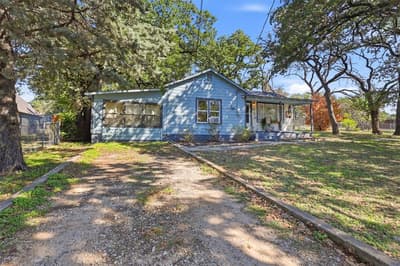 425 Dunaway Lane, Azle TX 76020