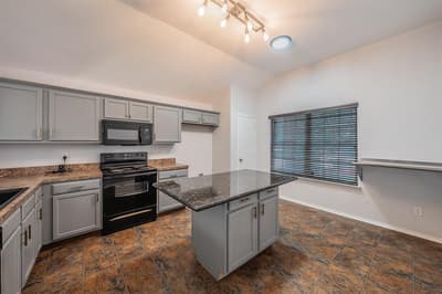10100 Cougar Trail, Fort Worth TX 76108 - Photo 3