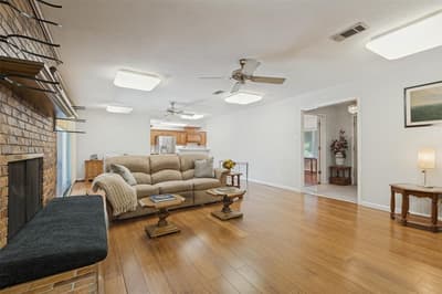 3005 Coronado Street, Irving TX 75062 - Photo 4