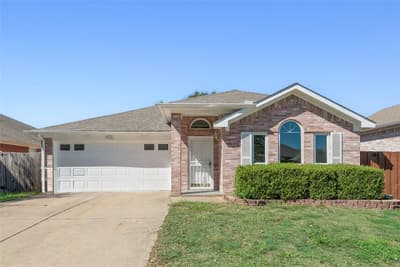 7016 Snowivy Court, Arlington TX 76001