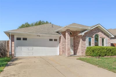 7016 Snowivy Court, Arlington TX 76001 - Photo 4