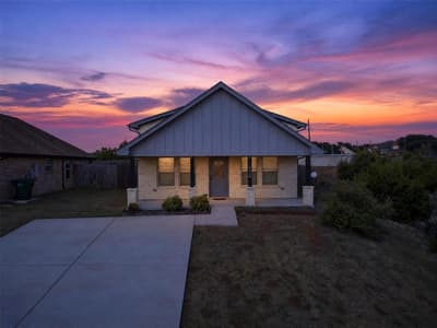 2316 Woodview Trail, Granbury TX 76048 - Photo 3