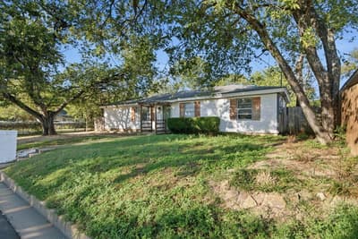 707 N Walnut Street, Weatherford TX 76086