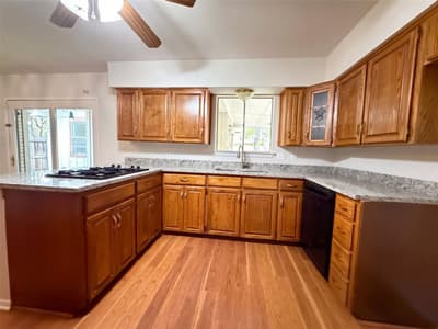 3411 Halifax Drive, Arlington TX 76013 - Photo 3