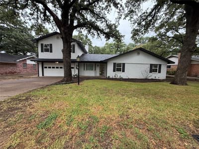 1515 Cherokee Street, Arlington TX 76012