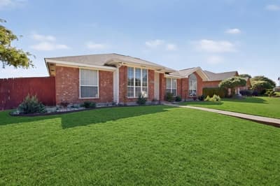 2318 Bent Bow Drive, Garland TX 75044 - Photo 3