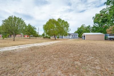 5294 County Road 4207, Campbell TX 75422 - Photo 2