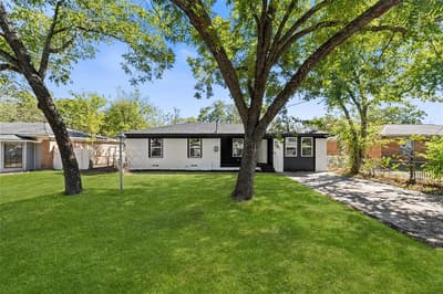 12924 Mitchell Drive, Balch Springs TX 75180 - Photo 2