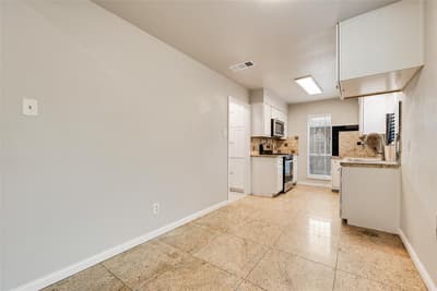 9829 GROVE OAKS Valley, Dallas TX 75217 - Photo 4