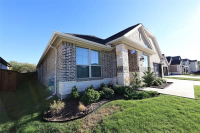 2305 Valencia Drive, Little Elm TX 75068 - Photo 4