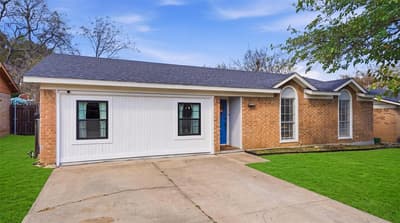 1602 Pisces Street, Grand Prairie TX 75051 - Photo 2
