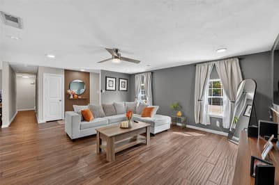1602 Pisces Street, Grand Prairie TX 75051 - Photo 5