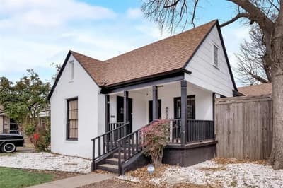 2707 Burlington Boulevard, Dallas TX 75211