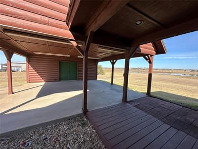 349 Lake Point, Comanche TX 76442 - Photo 2