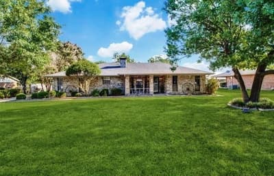 300 E Short Street, Leonard TX 75452