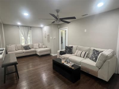 1021 E Russell Avenue, Carrollton TX 75006 - Photo 2