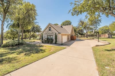 155 N Star Crossing Lane, Weatherford TX 76088 - Photo 2